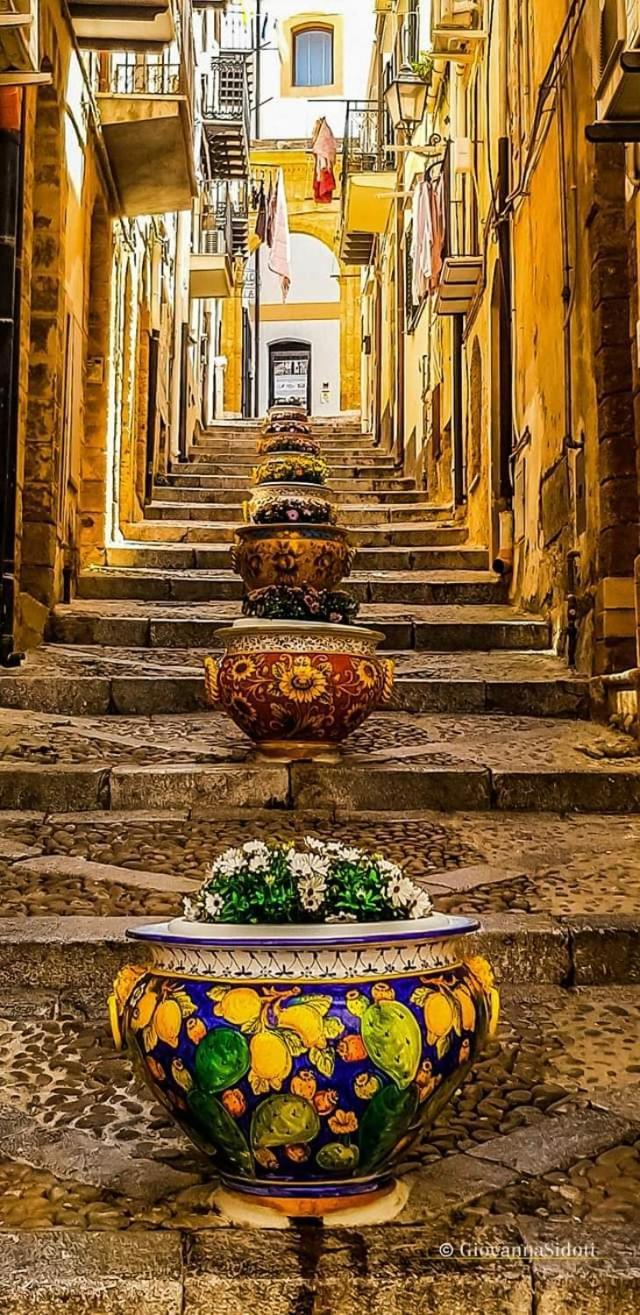 Familyholidays La Finestra Di Fronte تْشيفالو المظهر الخارجي الصورة