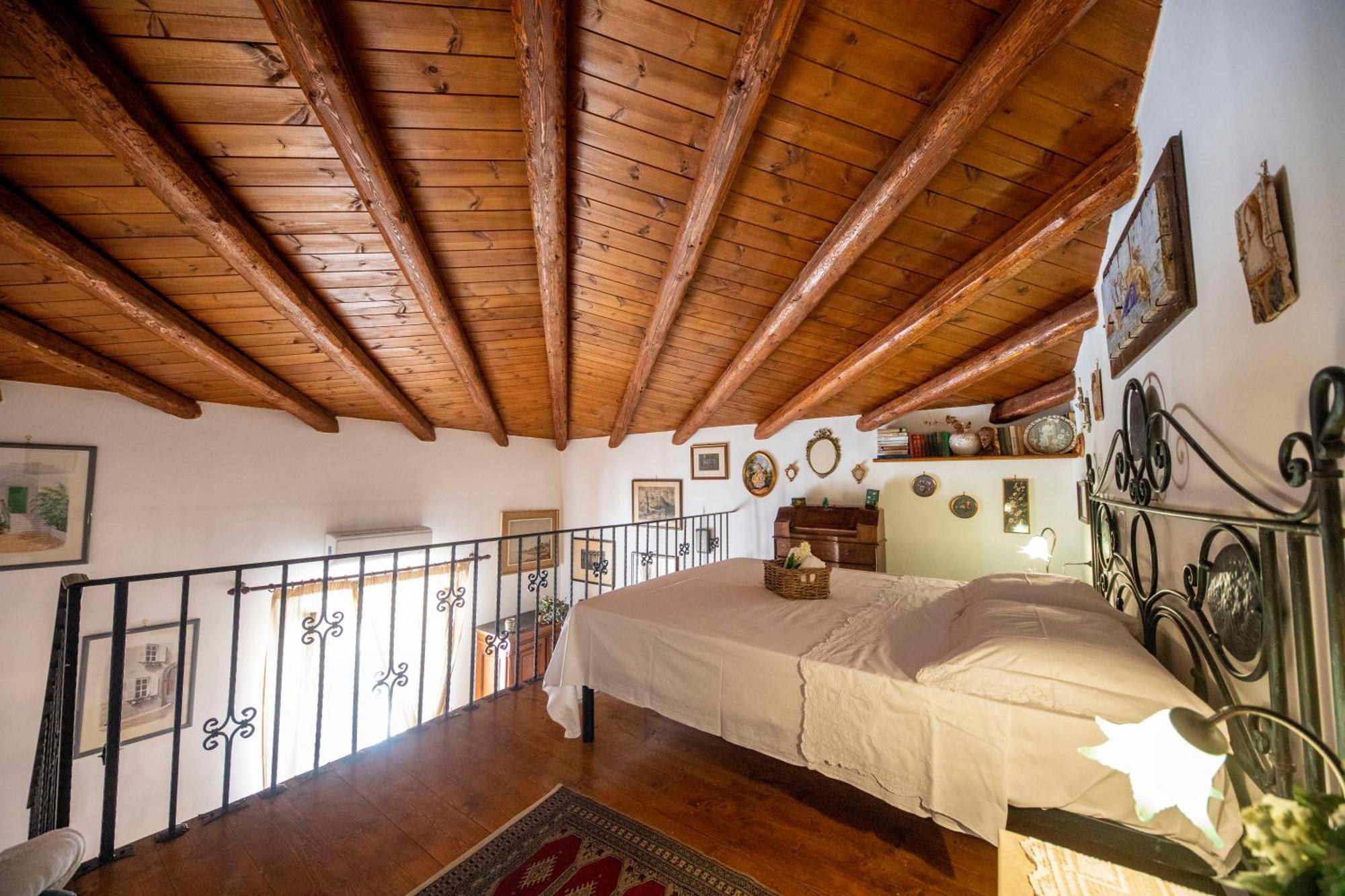 Familyholidays La Finestra Di Fronte تْشيفالو المظهر الخارجي الصورة